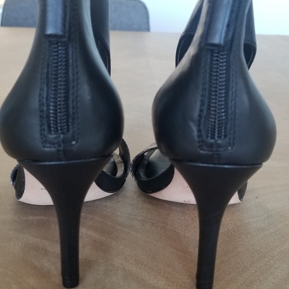 BCBG Black Heels - Picture 3 of 3